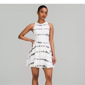 Lululemon Court Crush Dress size 4 NWT